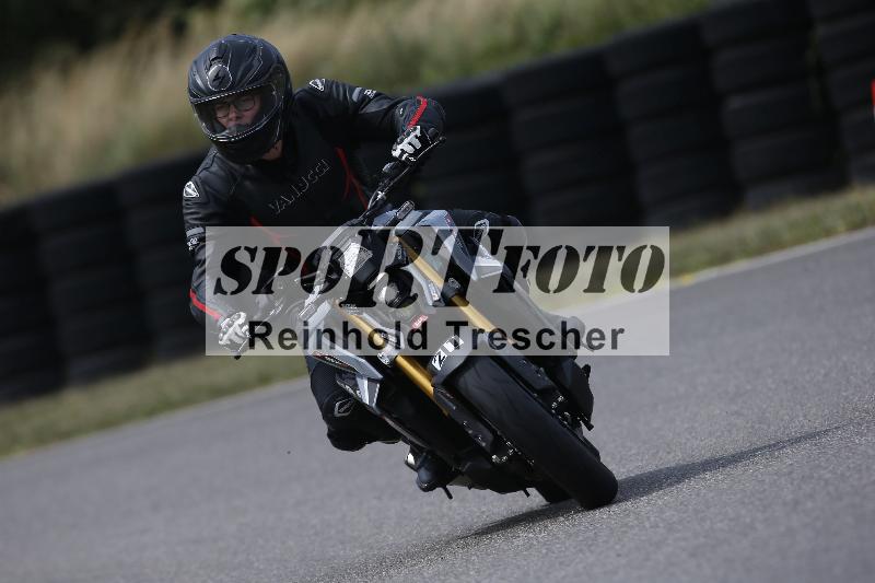 Archiv-2023/47 24.07.2023 Track Day Motos Dario - Moto Club Anneau du Rhin/21